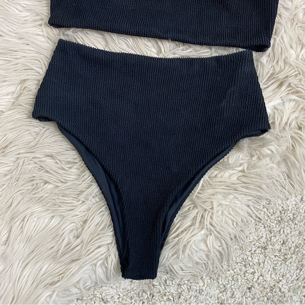Nirvanic Bikini Set June Top and Nahla Bottom in Black Crinkle - Picture 4 of 8